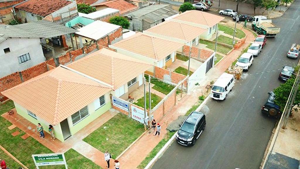 Famílias recebem casas novas da Cohab na zona oeste de Londrina Cobra